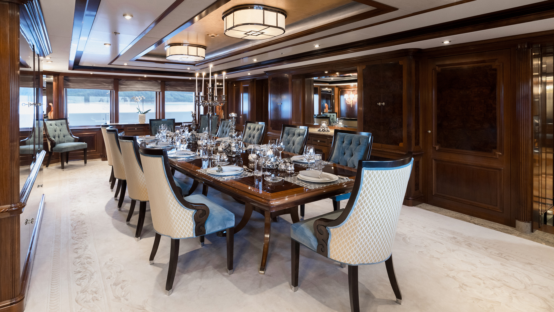 Main deck fine dining