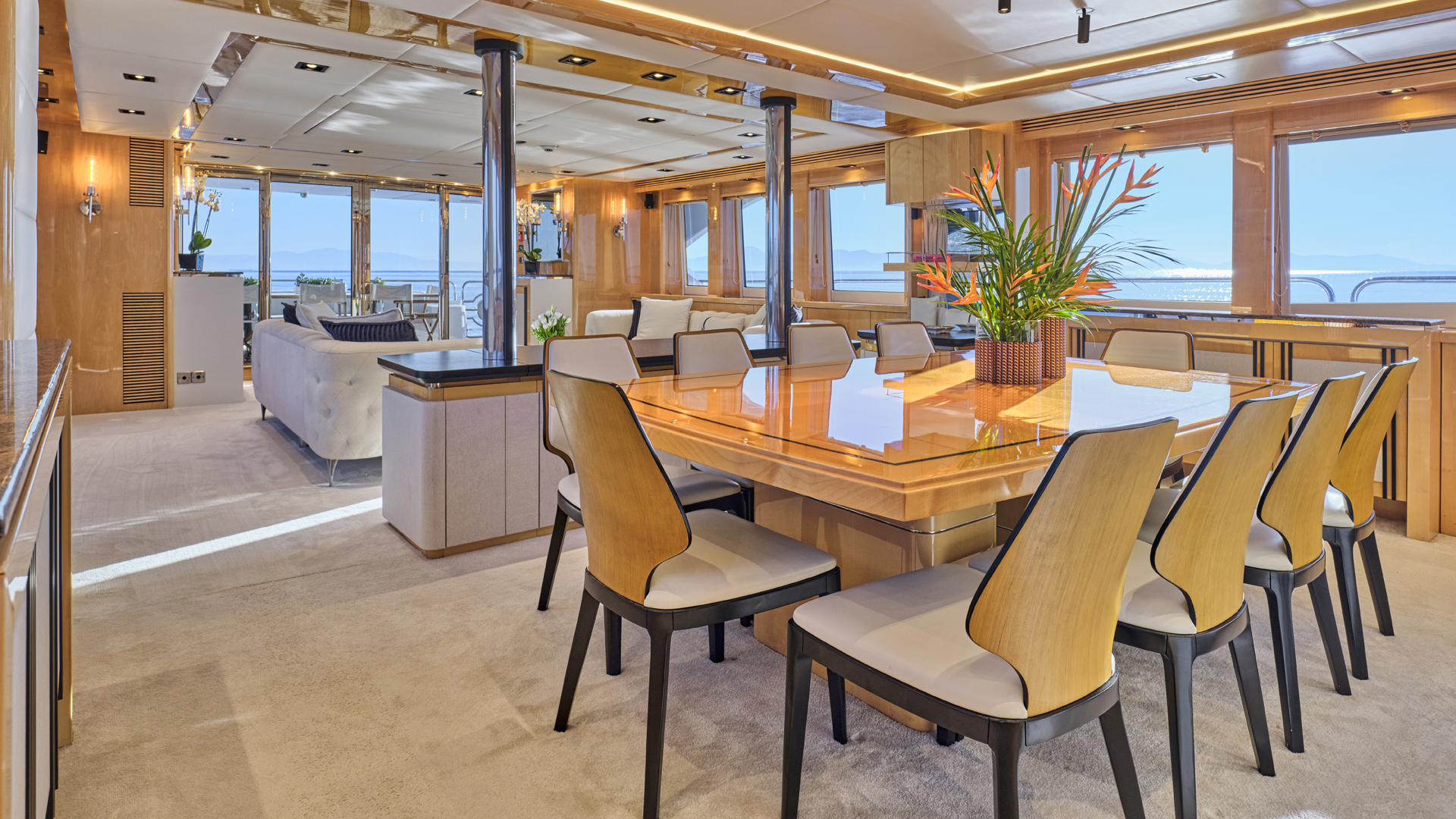 Main Salon - Dining Area