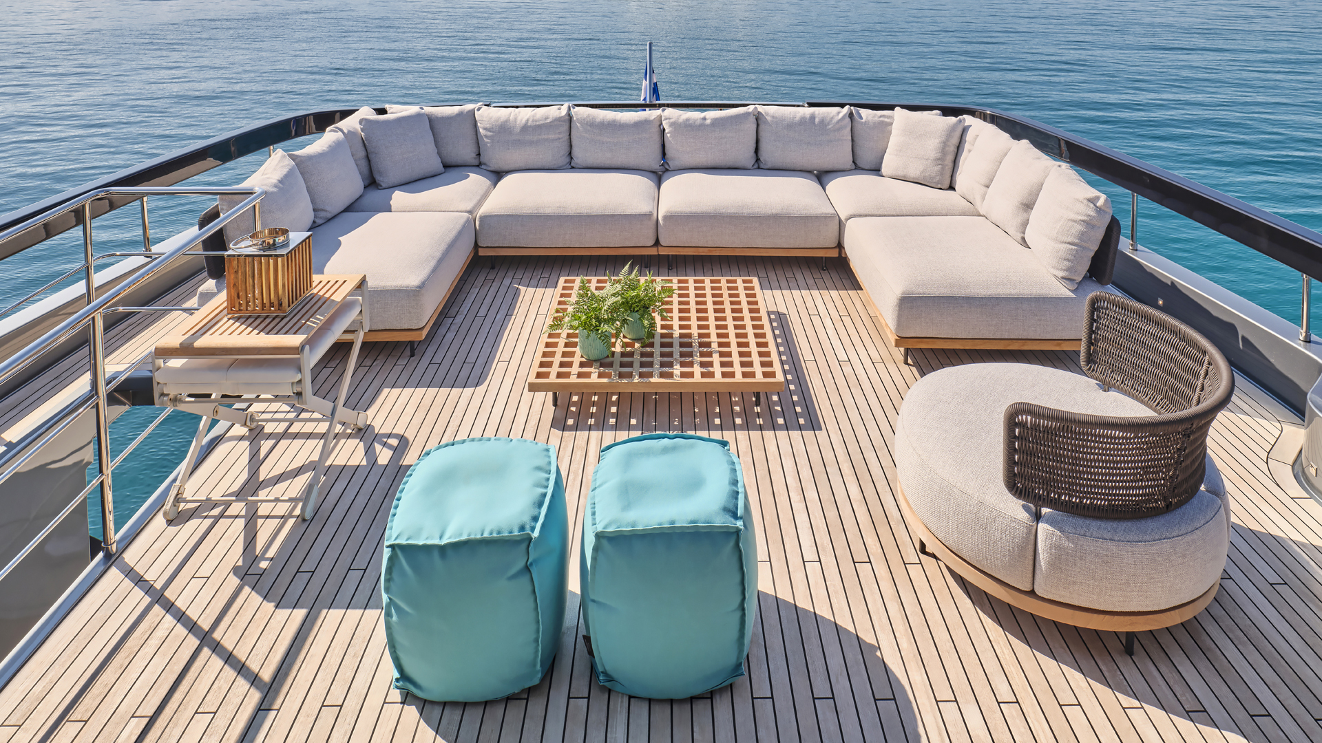 Sundeck Aft Lounge Area