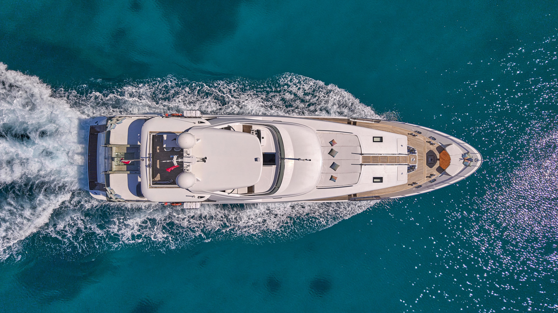 Cruising - Aerial shot