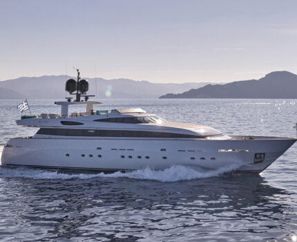 Profile Cruising Starboard View