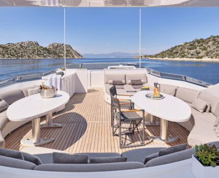 Sundeck Lounge Area