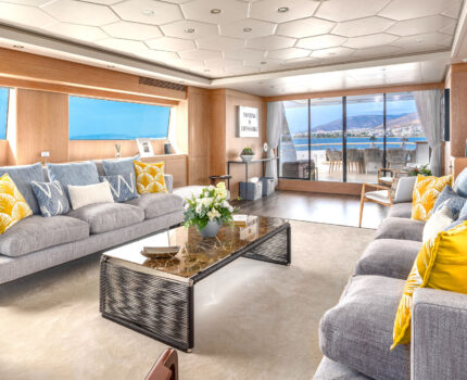 Main Deck Salon Lounge Area