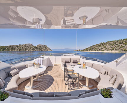 Sundeck Lounge Area