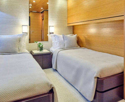 Twin Stateroom with a pullman berth