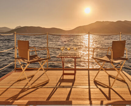 Main Salon - Balcony - Sunset