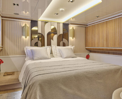 Convertible Twin Stateroom with pullman berth