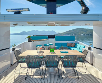 Sundeck Dining Table