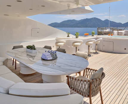 Sundeck Dining Table