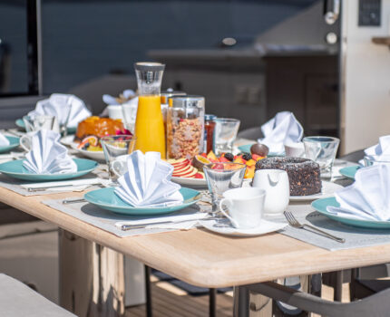 Main Deck Aft | Breakfast Al Fresco