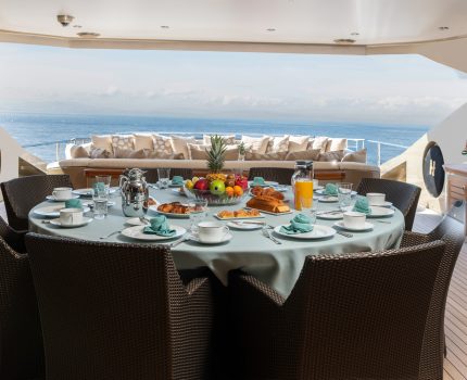 Main deck aft dining