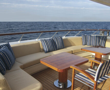Main Deck Aft Lounge Area