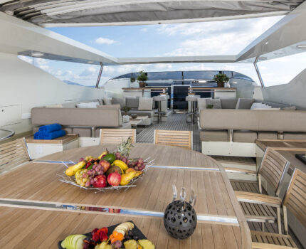 Breakfast Al Fresco | Dining Table