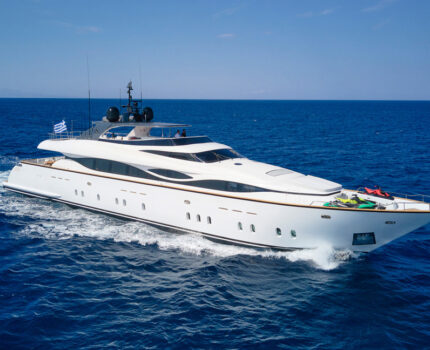 Cruising Starboard Profile