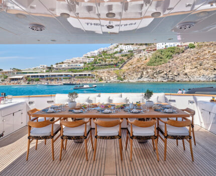 Main Deck Aft | Breakfast Al Fresco